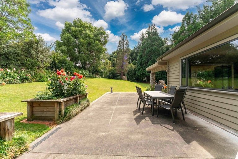 Photo of property in 174 Mapara Road, Acacia Bay, Taupo, 3385