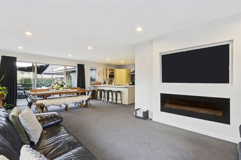 Photo of property in 30 Mounter Avenue, Northwood, Christchurch, 8051