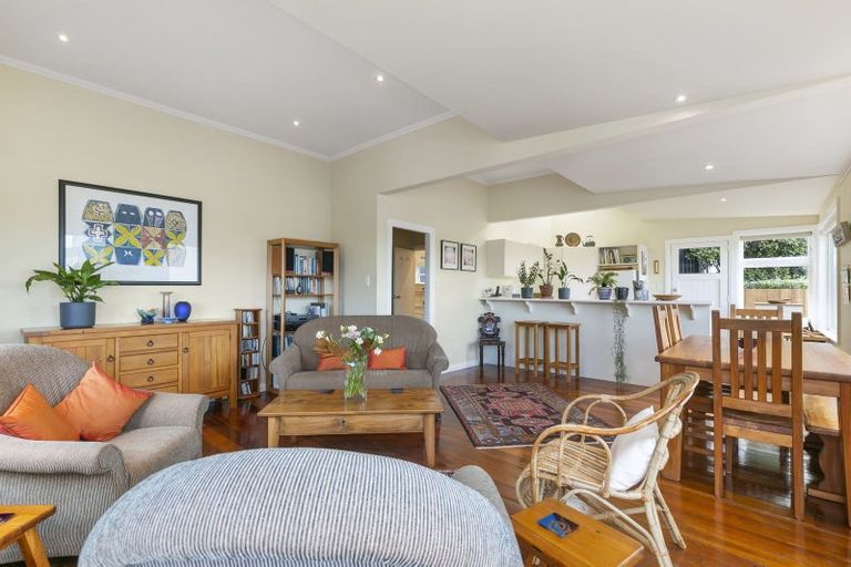 Photo of property in 71 Maida Vale Road, Roseneath, Wellington, 6011