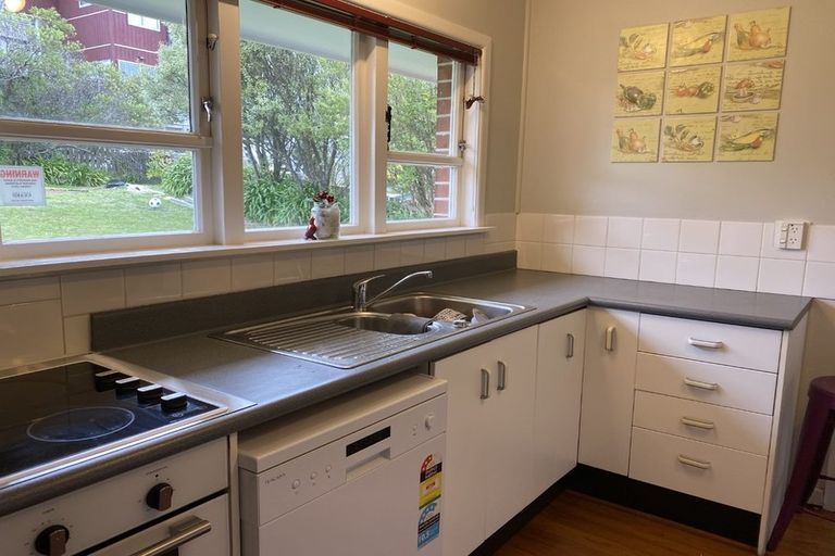 Photo of property in 44 Cunliffe Street, Johnsonville, Wellington, 6037