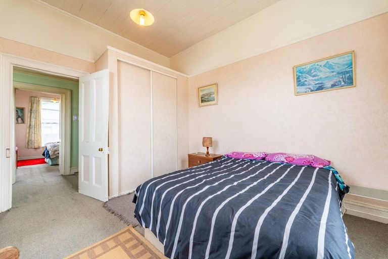 Photo of property in 5 Edward Street, Waimate, 7924