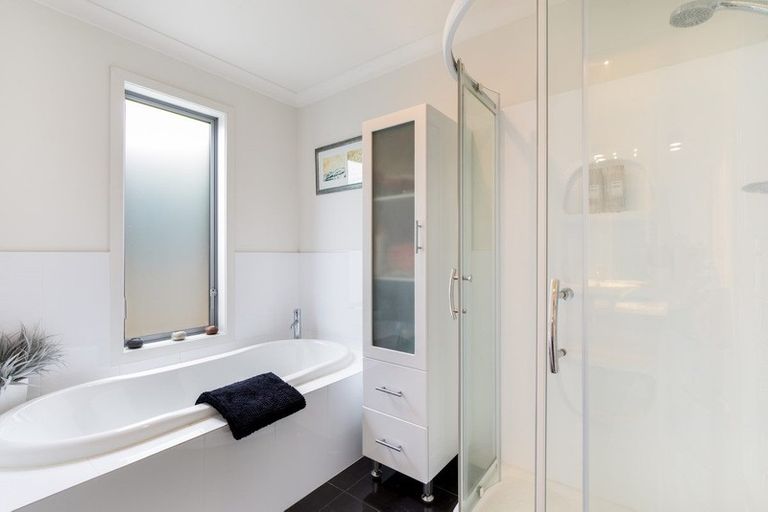 Photo of property in 111a Carlyle Street, Leamington, Cambridge, 3432