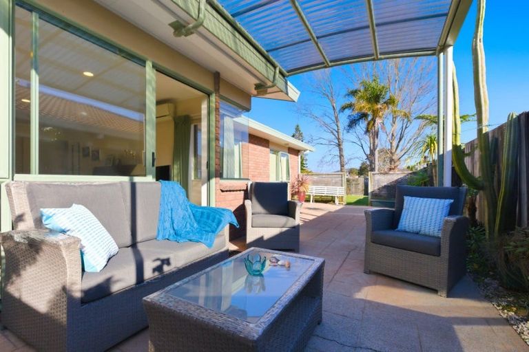 Photo of property in 8 Webb Place, Papamoa Beach, Papamoa, 3118