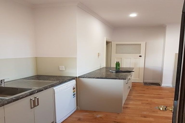 Photo of property in 60 Avenue Road, West End, Timaru, 7910