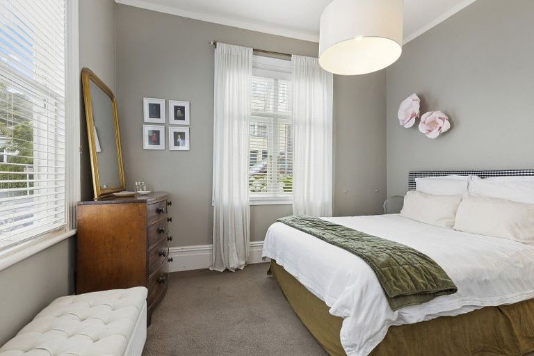 Photo of property in 10 Saint Mary Street, Thorndon, Wellington, 6011