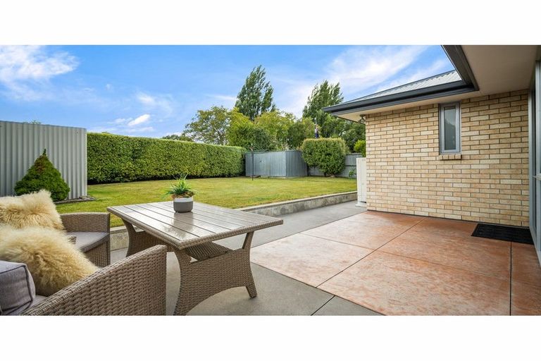 Photo of property in 23 Deloraine Street, Somerfield, Christchurch, 8024