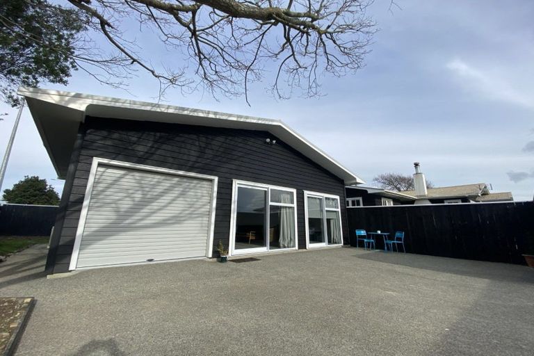 Photo of property in 80 Summerhill Drive, Fitzherbert, Palmerston North, 4410