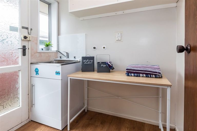 Photo of property in 1/4 Tracy Place, Redwood, Christchurch, 8051