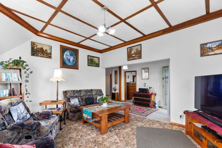 Photo of property in 51 Allardice Street, Dannevirke, 4930