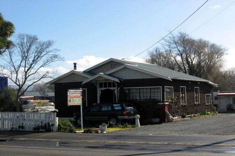 Photo of property in 243 High Street North, Carterton, 5713