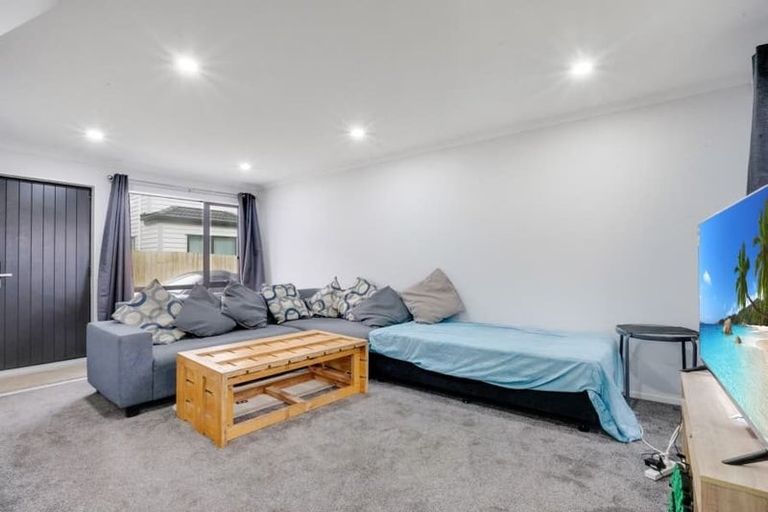 Photo of property in 100a Kimpton Road, Papatoetoe, Auckland, 2025