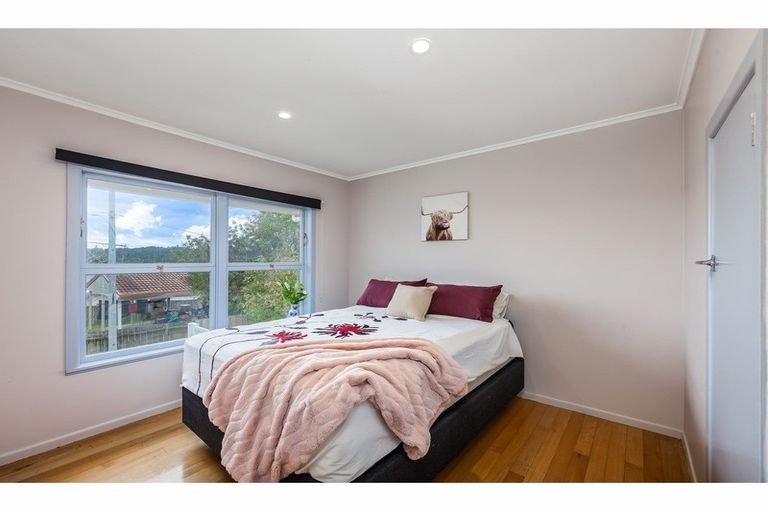 Photo of property in 2/303 Rangatira Road, Beach Haven, Auckland, 0626