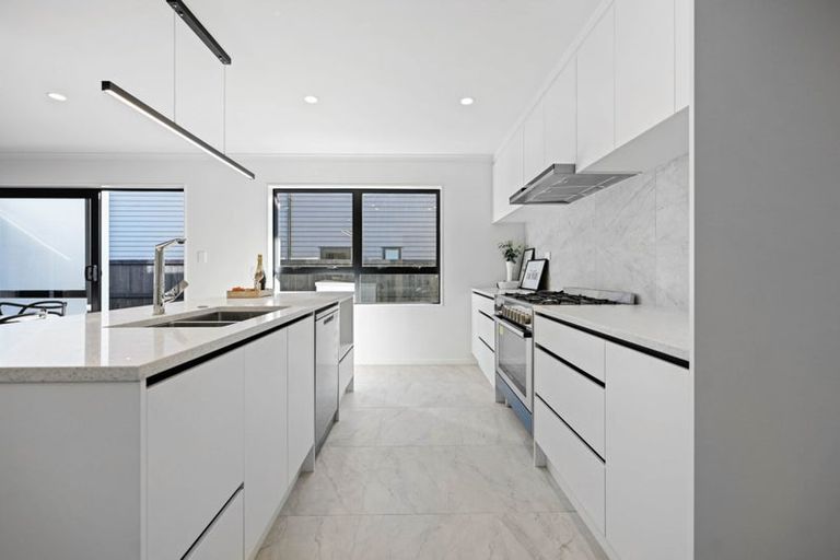 Photo of property in 5 Oku Close, Hillcrest, Hamilton, 3216