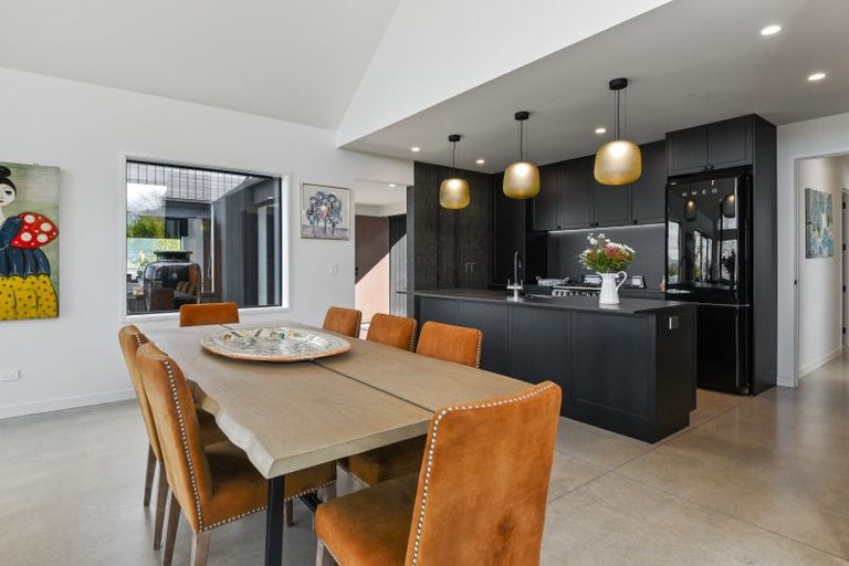 Photo of property in 162 Kawaha Point Road, Kawaha Point, Rotorua, 3010