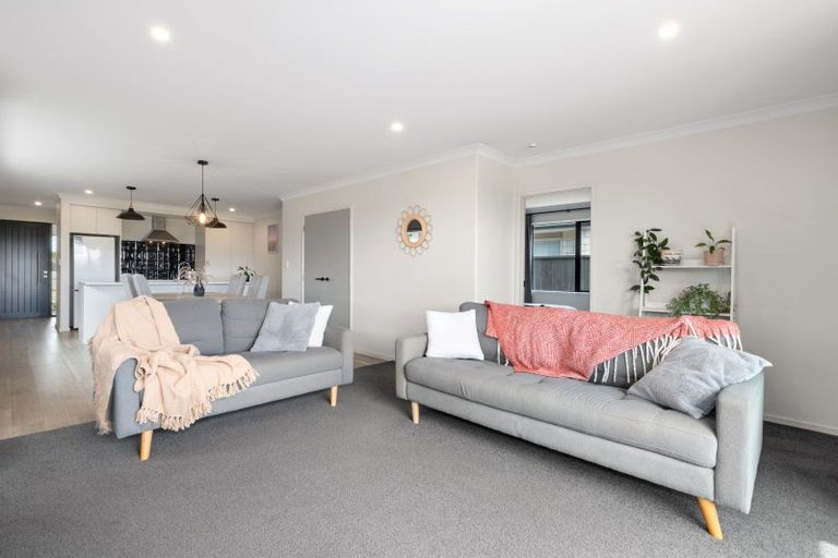 Photo of property in 34 Batty Street, Papamoa Beach, Papamoa, 3118