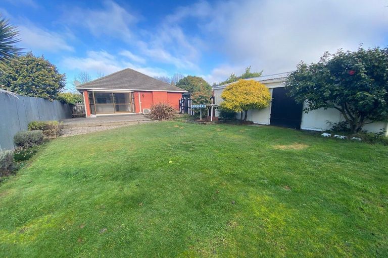 Photo of property in 86 Merrin Street, Avonhead, Christchurch, 8042
