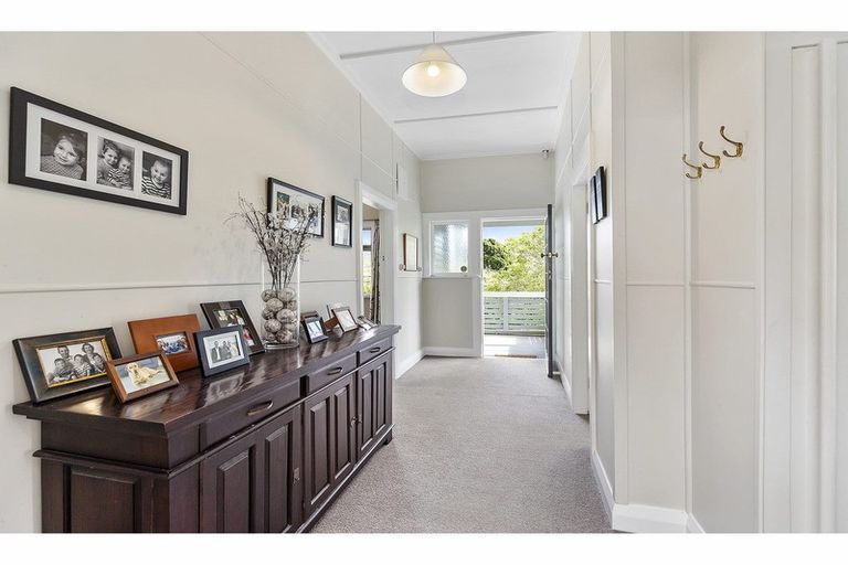 Photo of property in 7 Clutha Avenue, Khandallah, Wellington, 6035