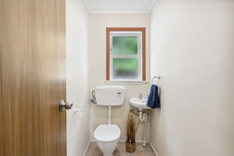 Photo of property in 80 Hine Road, Wainuiomata, Lower Hutt, 5014