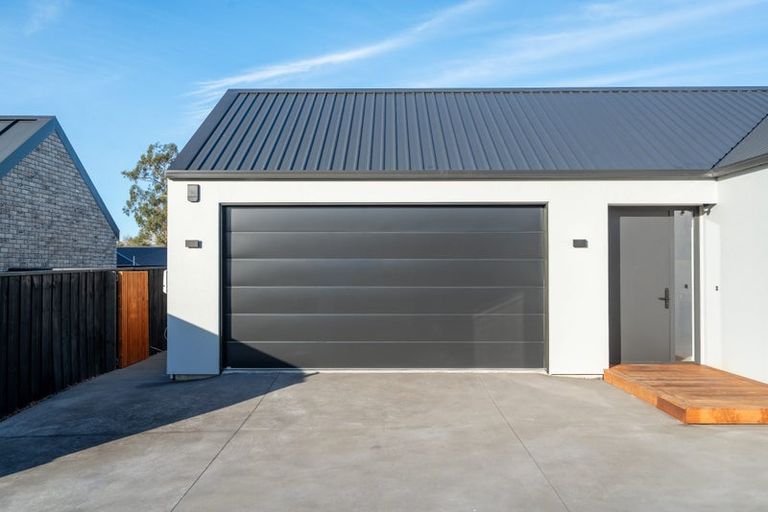 Photo of property in 28 Burkett Street, Marshland, 8051
