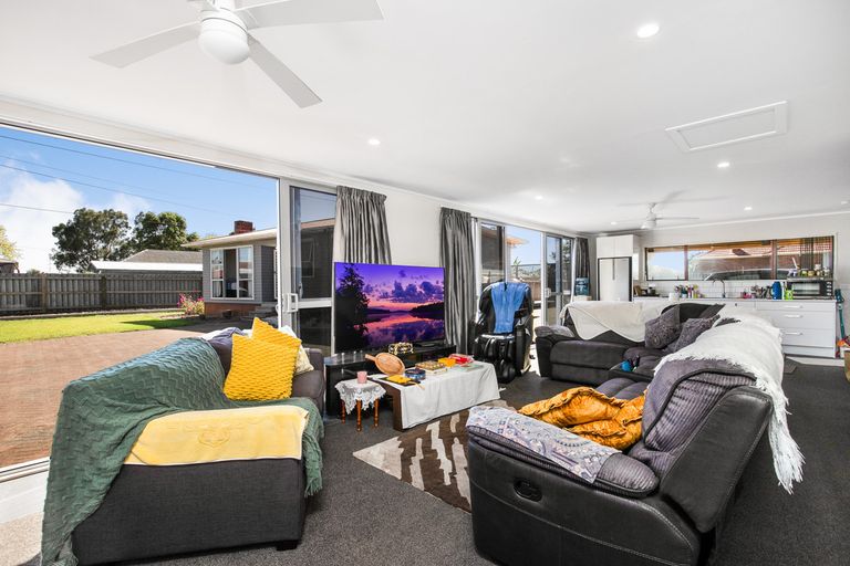 Photo of property in 85 Otara Road, Otara, Auckland, 2023