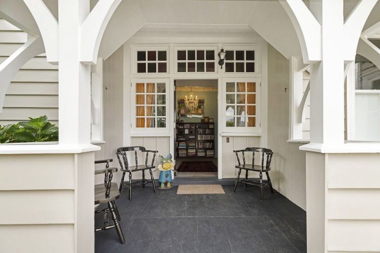 Photo of property in 128 Gray Avenue, Papatoetoe, Auckland, 2024