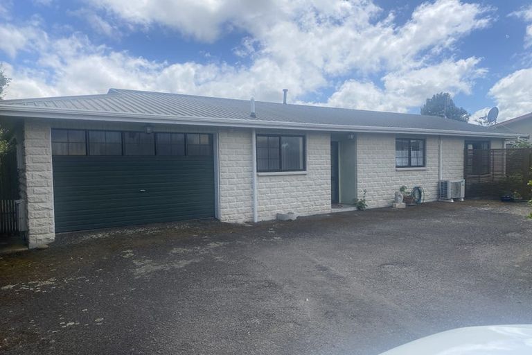 Photo of property in 2a Calder Place, Feilding, 4702