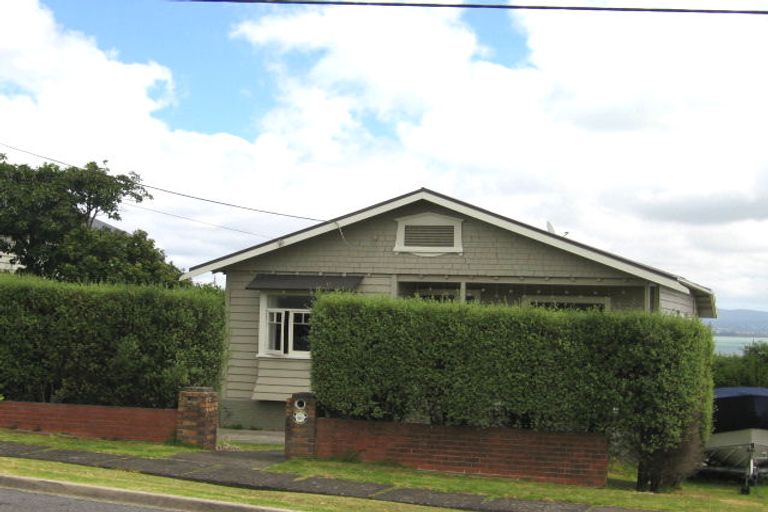 Photo of property in 14 Palmerston Road, Birkenhead, Auckland, 0626