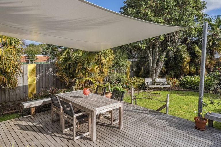 Photo of property in 30 Lovatt Crescent, Kensington, Whangarei, 0112
