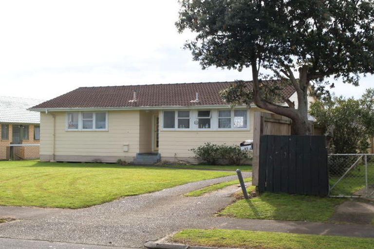 Photo of property in 43 Steven Street, Mangere East, Auckland, 2024