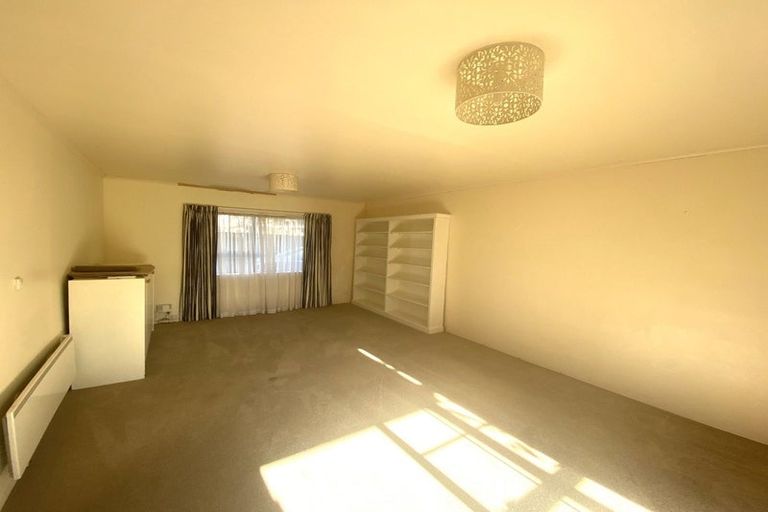 Photo of property in 85b Oxford Street, Tawa, Wellington, 5028