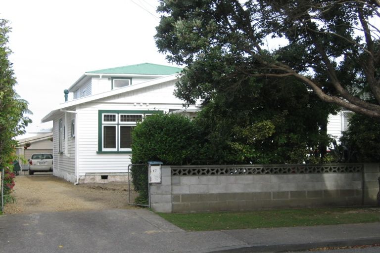 Photo of property in 17 Ariki Street, Boulcott, Lower Hutt, 5010