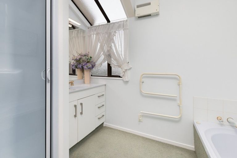 Photo of property in 76 Waratah Street, Matua, Tauranga, 3110