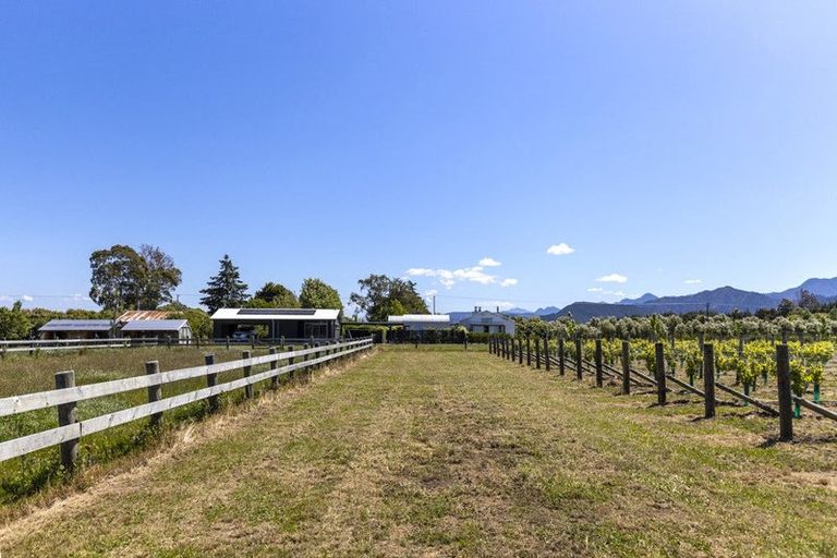 Photo of property in 90 Jeffries Road, Rapaura, Blenheim, 7273