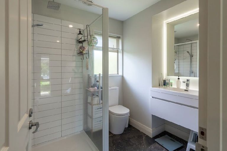 Photo of property in 4 Norglen Lane, Riverhead, 0820