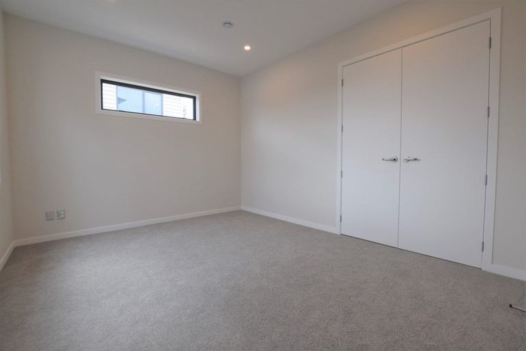 Photo of property in 7 Eric Gifford Drive, Ranui, Auckland, 0612