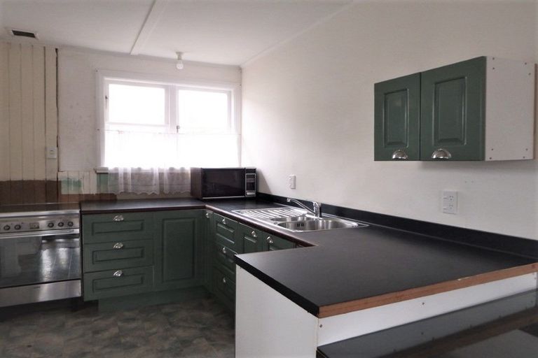 Photo of property in 7 Rangatira Road, Hunterville, 4730