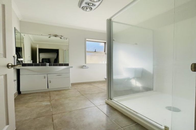 Photo of property in 3 Dione Place, Flat Bush, Auckland, 2016