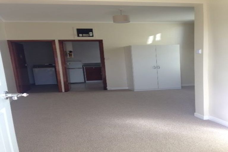 Photo of property in 120 Austin Street, Mount Victoria, Wellington, 6011