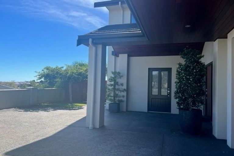 Photo of property in 16 Parkland Rise, Omokoroa, 3114