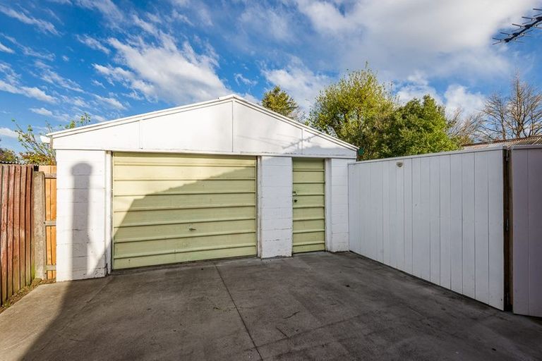Photo of property in 10 Murdoch Street, Bryndwr, Christchurch, 8053