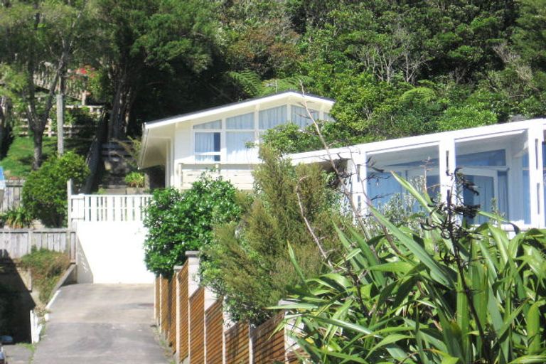 Photo of property in 70 Warwick Street, Wilton, Wellington, 6012