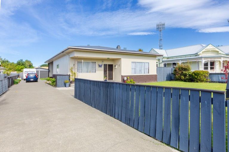 Photo of property in 22 Latham Street, Napier South, Napier, 4110