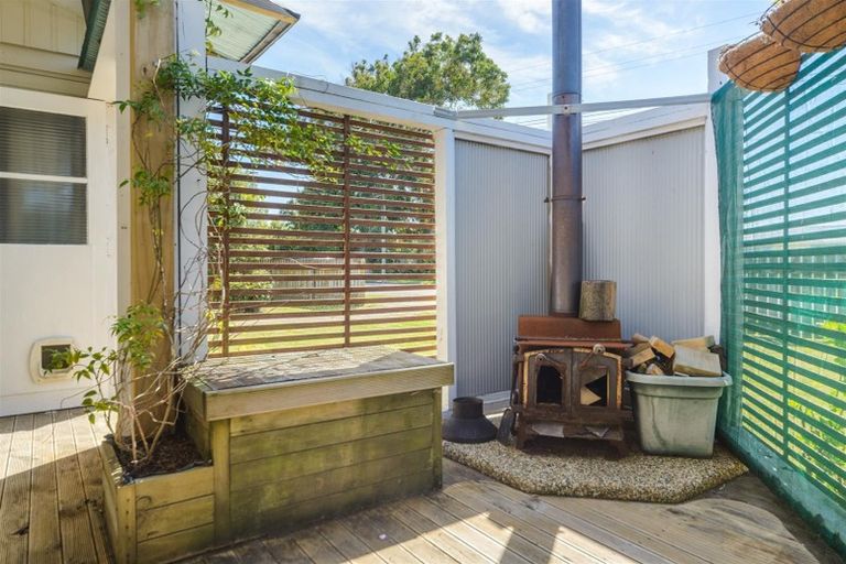 Photo of property in 28 Alexandra Street, Marton, 4710