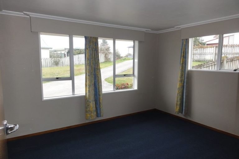 Photo of property in 2a Baverstock Road, Nawton, Hamilton, 3200