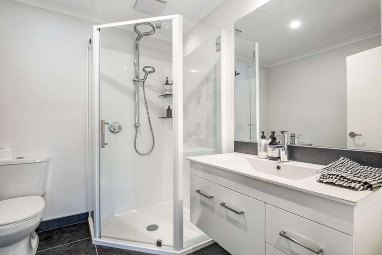 Photo of property in 3 Seafarer Crescent, Stanmore Bay, Whangaparaoa, 0932