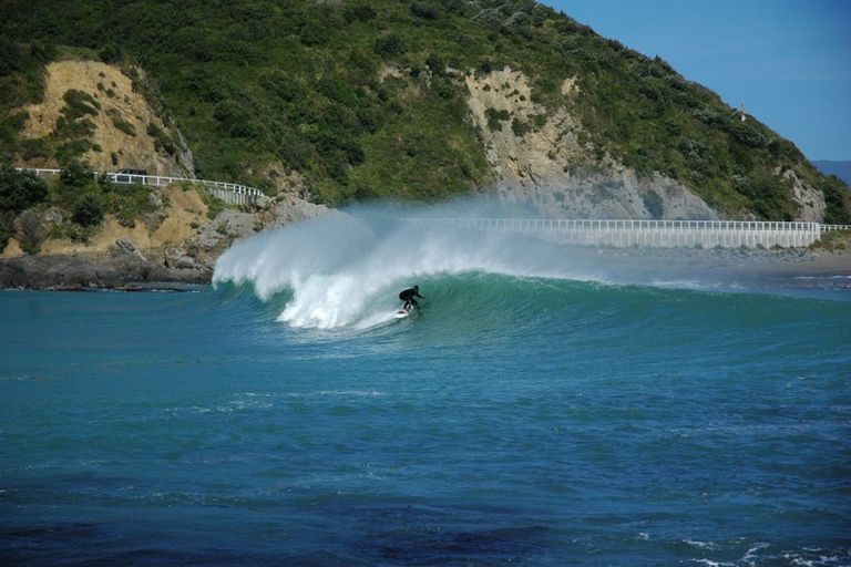 Photo of property in 203 Houghton Bay Road, Houghton Bay, Wellington, 6023