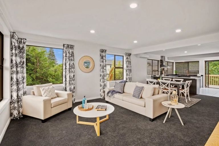 Photo of property in 212 Rosetta Road, Raumati South, Paraparaumu, 5032