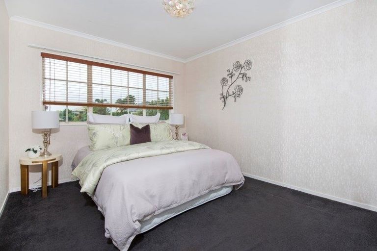 Photo of property in 1 Cantora Avenue, Northpark, Auckland, 2013