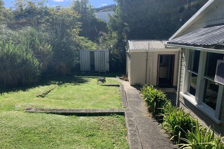 Photo of property in 11 Duke Street, Sawyers Bay, Port Chalmers, 9023