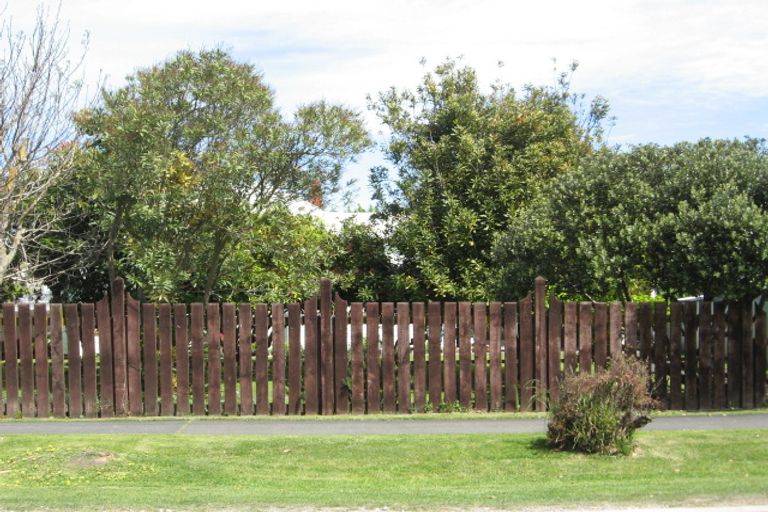 Photo of property in 220 Whitaker Street, Whataupoko, Gisborne, 4010